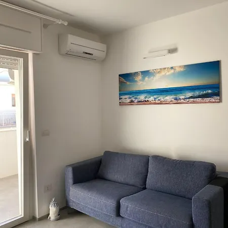 Small House * Οτράντο