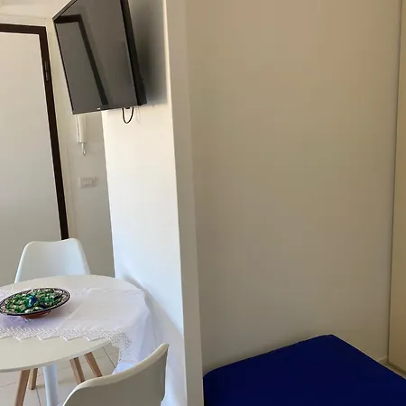 Small House Οτράντο