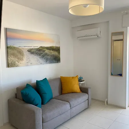 Small House Οτράντο