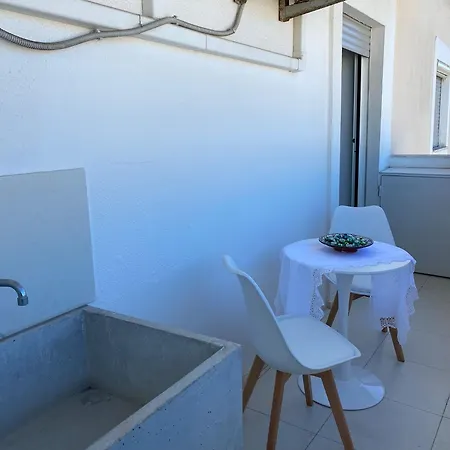 Small House Οτράντο
