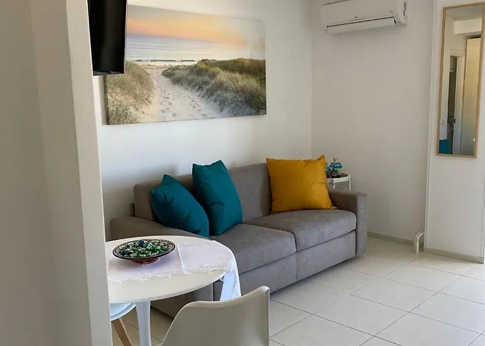 Small House Holiday home *